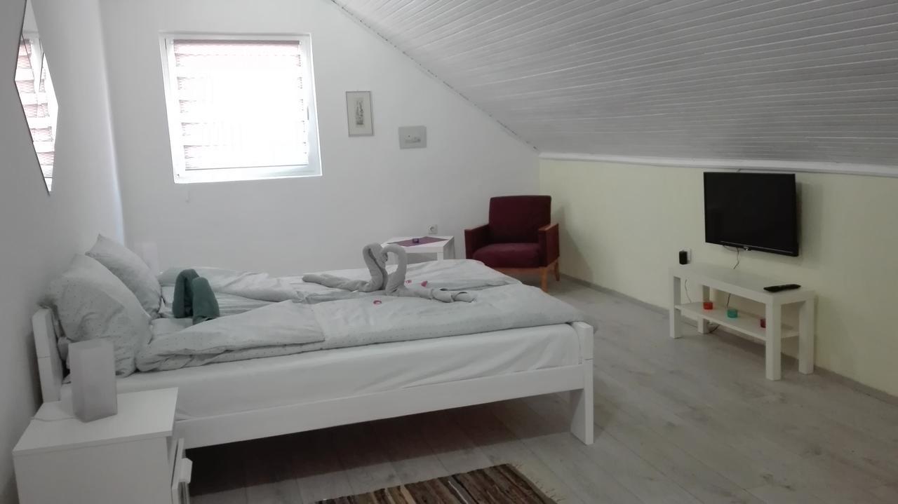 Apartment Dixy Belgrad Exteriör bild
