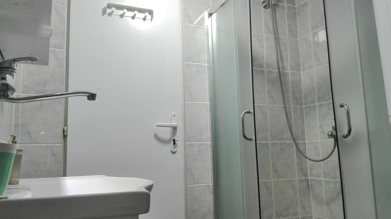 Apartment Dixy Belgrad Exteriör bild